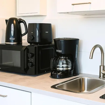 Appartement Modernes 2-raum Fuer 4 Personen Mit Balkon, Vollausgestatteter Kueche Und Balkon Halle (Saale)