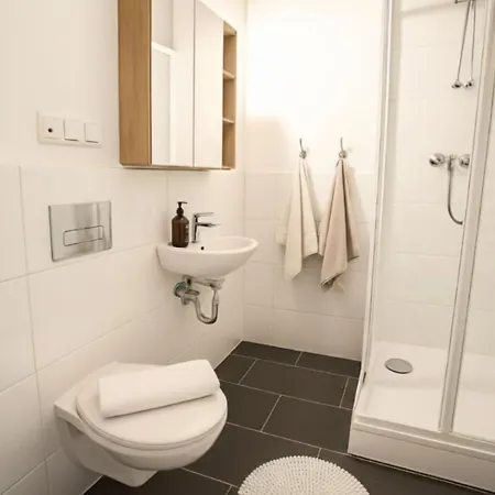 Modernes 2-raum Fuer 4 Personen Mit Balkon, Vollausgestatteter Kueche Und Balkon *