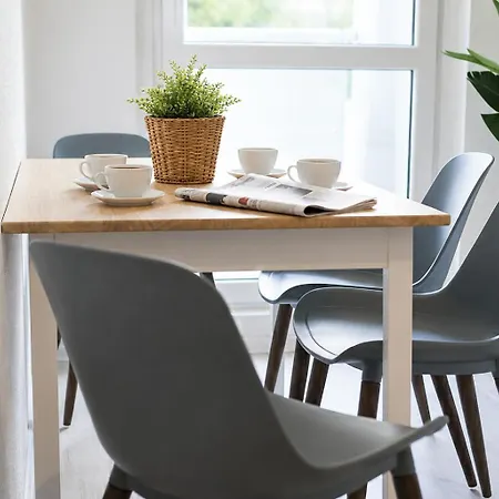 Apartament Modernes 2-raum Fuer 4 Personen Mit Boxspringbetten, Vollausgestatteter Kueche Und Balkon Halle (Saale)