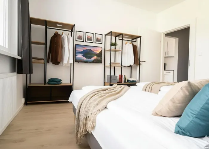 Lägenhet Modernes 2-raum Fuer 4 Personen Mit Balkon, Vollausgestatteter Kueche Und Balkon Halle (Saale)