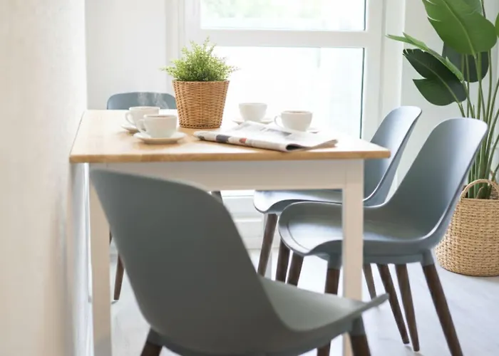 Modernes 2-raum Fuer 4 Personen Mit Balkon, Vollausgestatteter Kueche Und Balkon Lägenhet